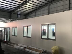 thi-cong-panel-pu