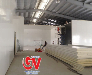 Đặc điểm nổi bật của tấm vách ngăn PU, Vách ngăn panel PU, vách PU.