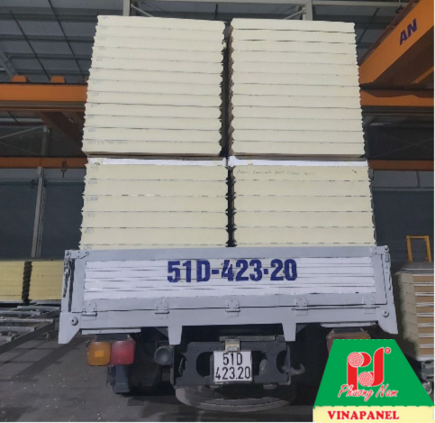 tấm panel PU giá bao nhiêu