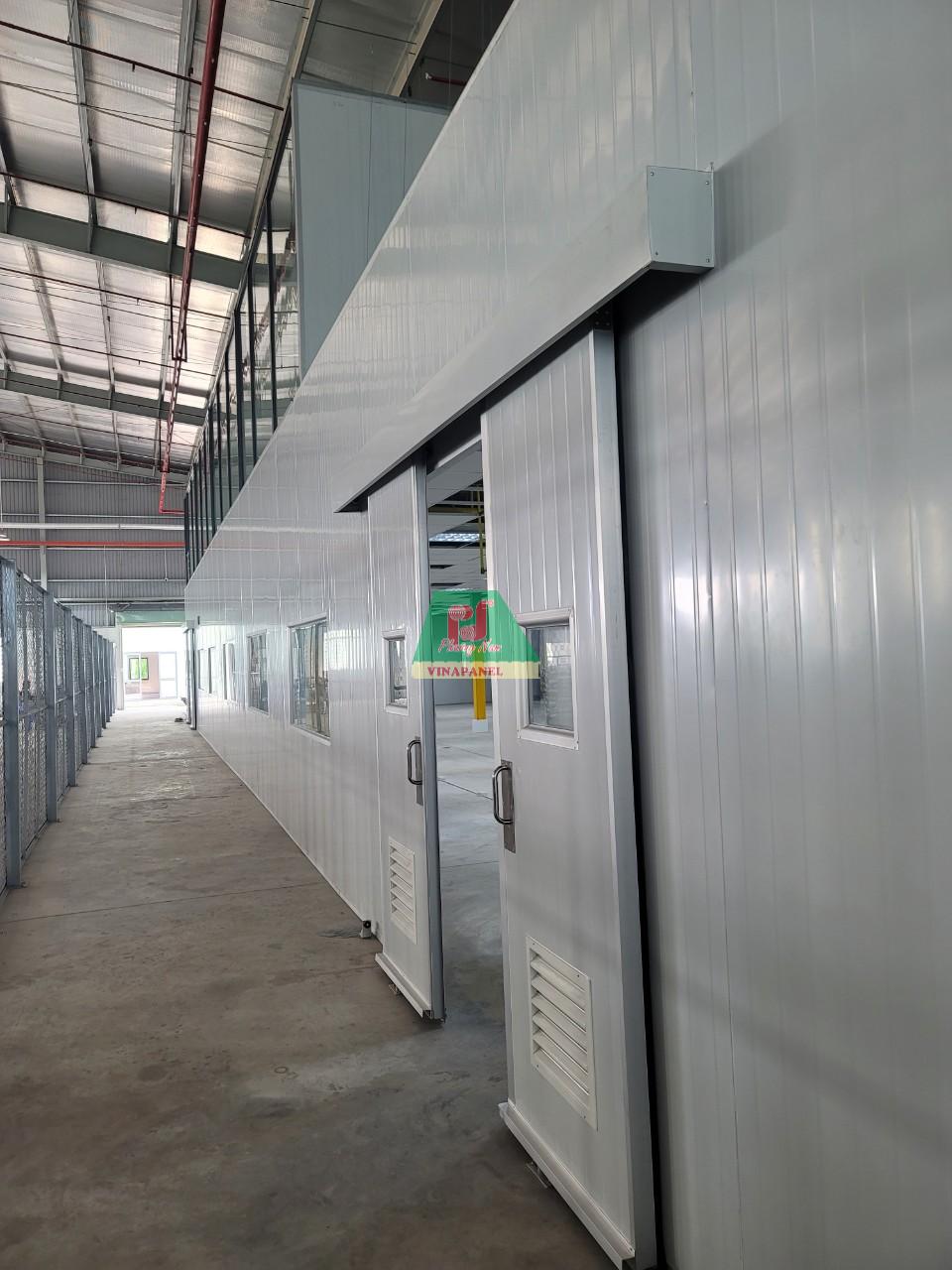 thi công trần, vách panel Rockwool chống cháy 