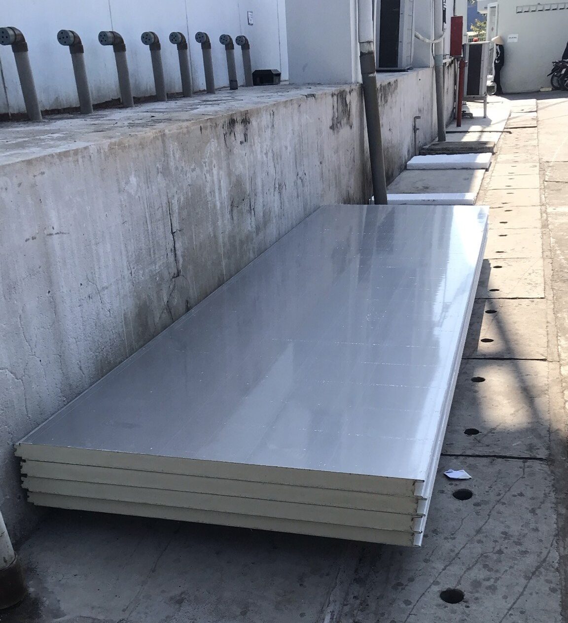 Panel PU tỷ trọng cao cho kho đông