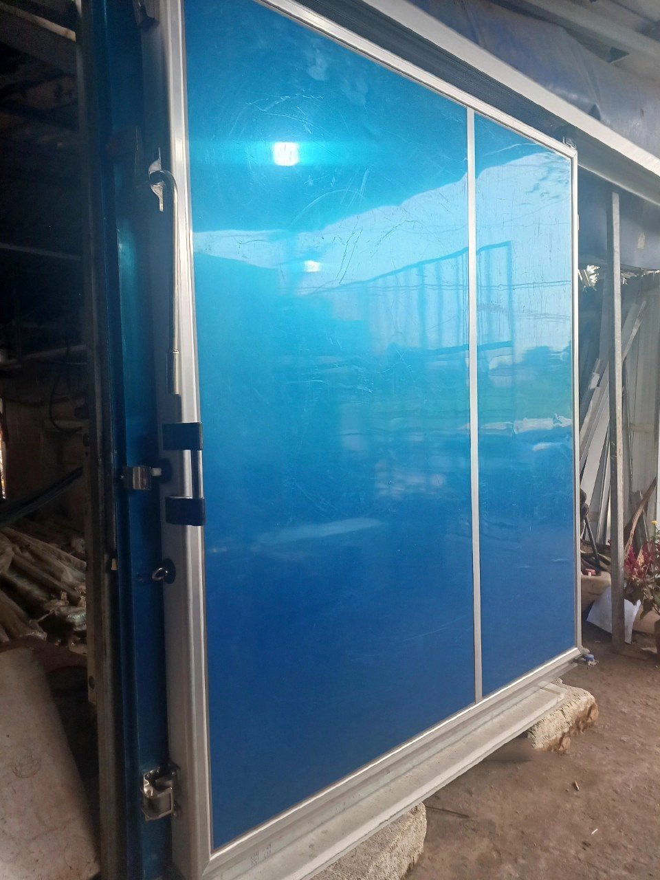 Bảng giá cửa panel cách nhiệt theo kích thước hiện nay