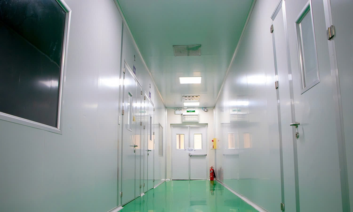 Báo giá thi công Panel phòng sạch đạt chuẩn GMP 2026