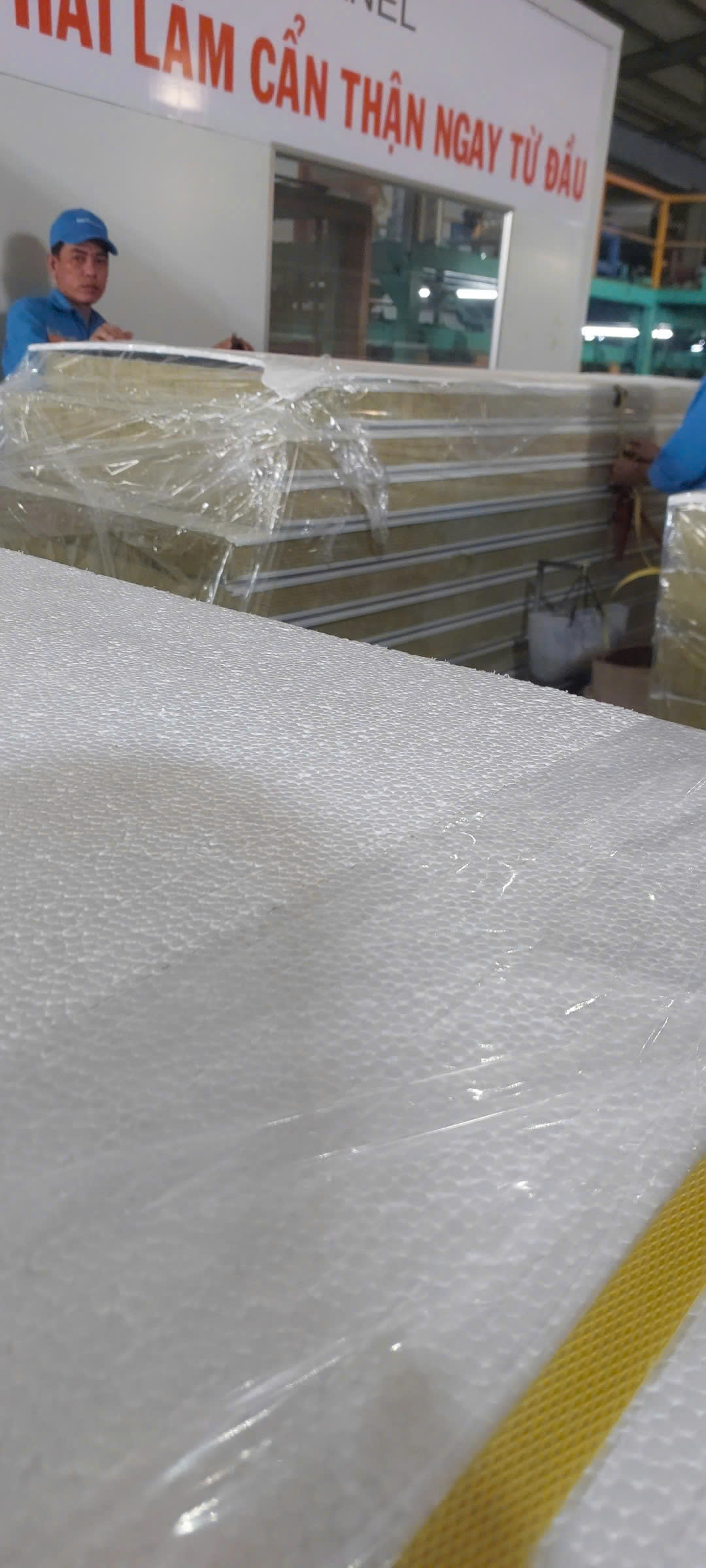 panel Rockwool đạt tiêu chuẩn chống cháy EI120
